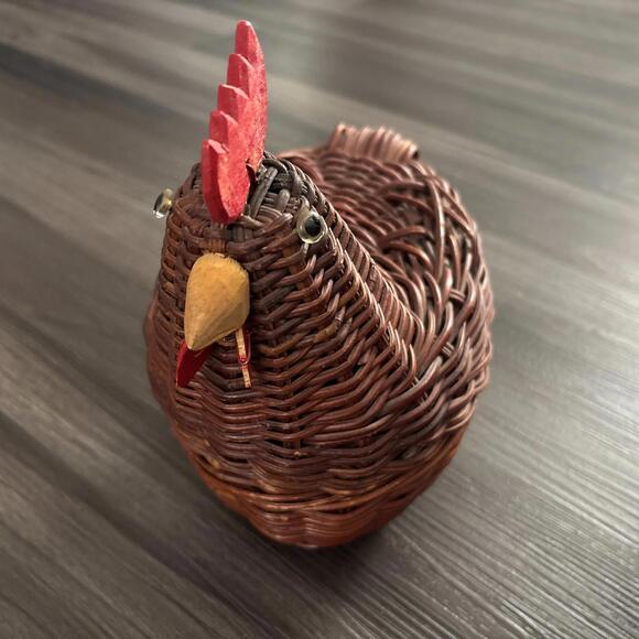 Accents | Vintage Chicken Rooster Woven Wicker Basket With Lid ...